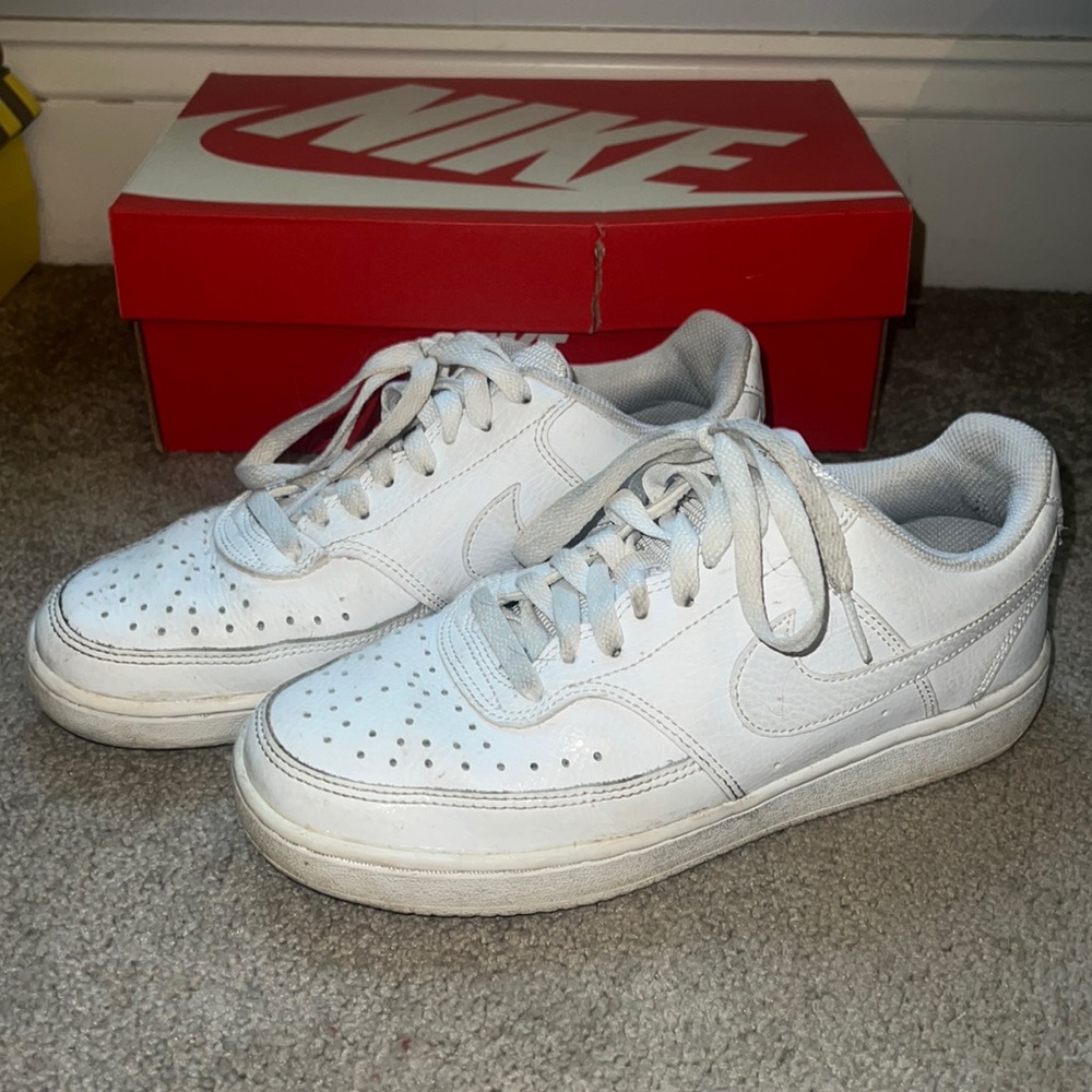 Only worn a few times